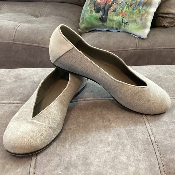 Eileen Fisher Patch Ballet Flats Womens US 8.5 Silver Grey Coastal Minimalist - Picture 1 of 10